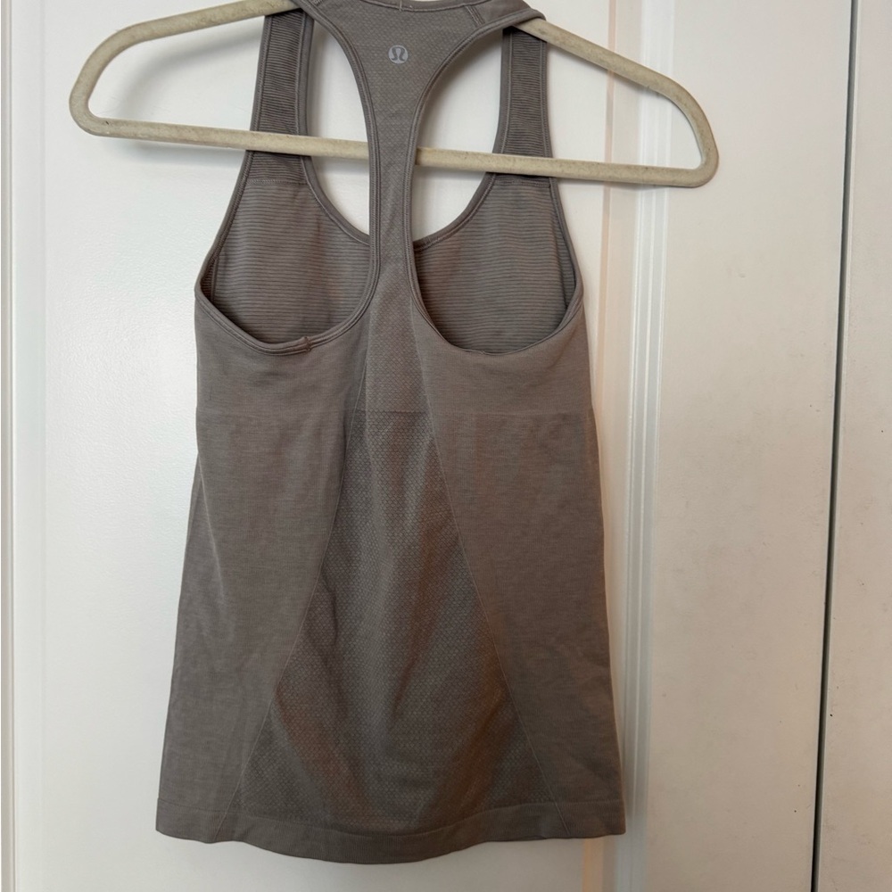 Women's Lululemon Swiftly Gray Raceback Tank Top - Picture 3 of 5